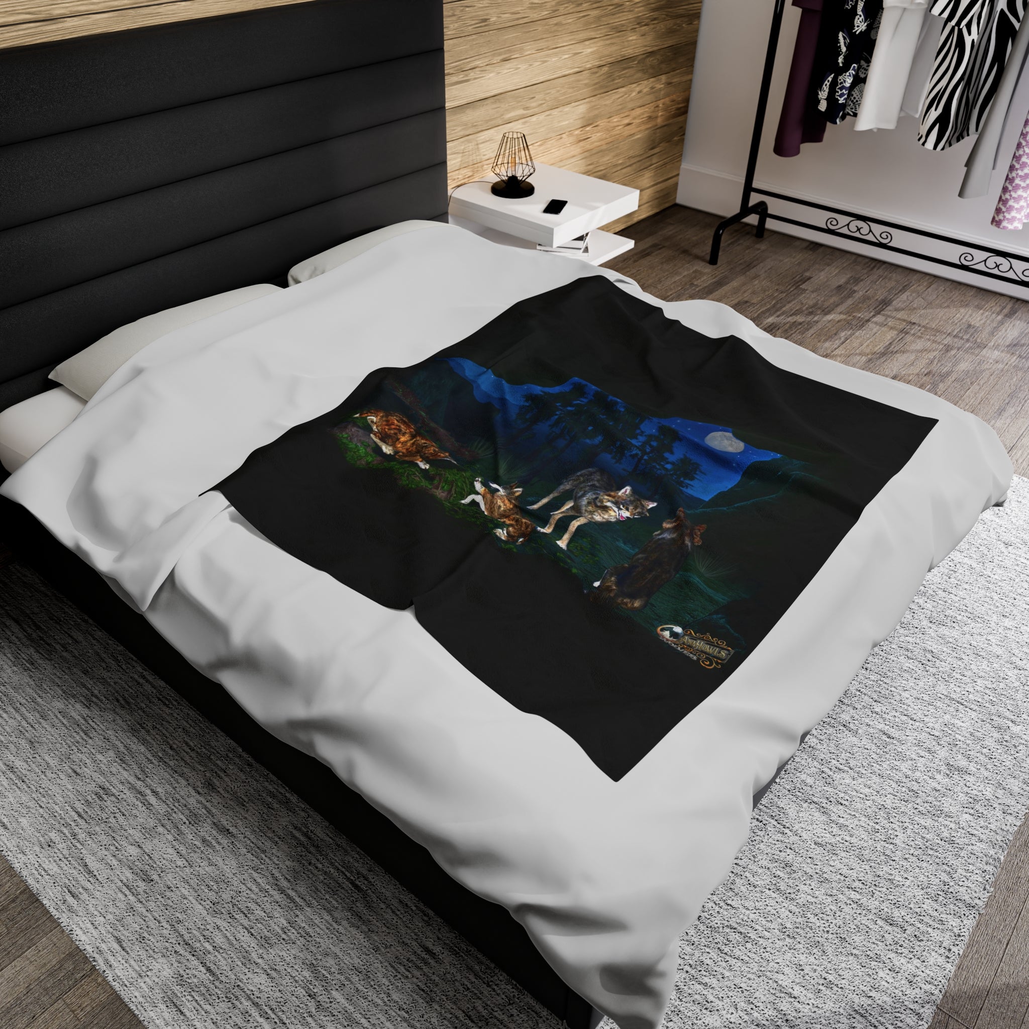 Anihowls™ Wolves ~ NIGHT VIBE Velveteen Plush Blanket
